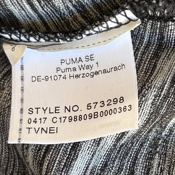 PUMA GOLF Women's Black White Print Polo Shirt Size Small ~ EUC - Picture 6 of 7